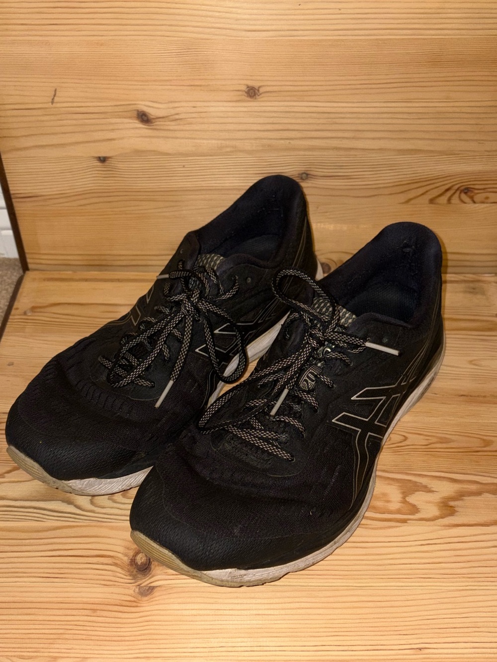 ASICS Black Men's Athletic Running Shoes
